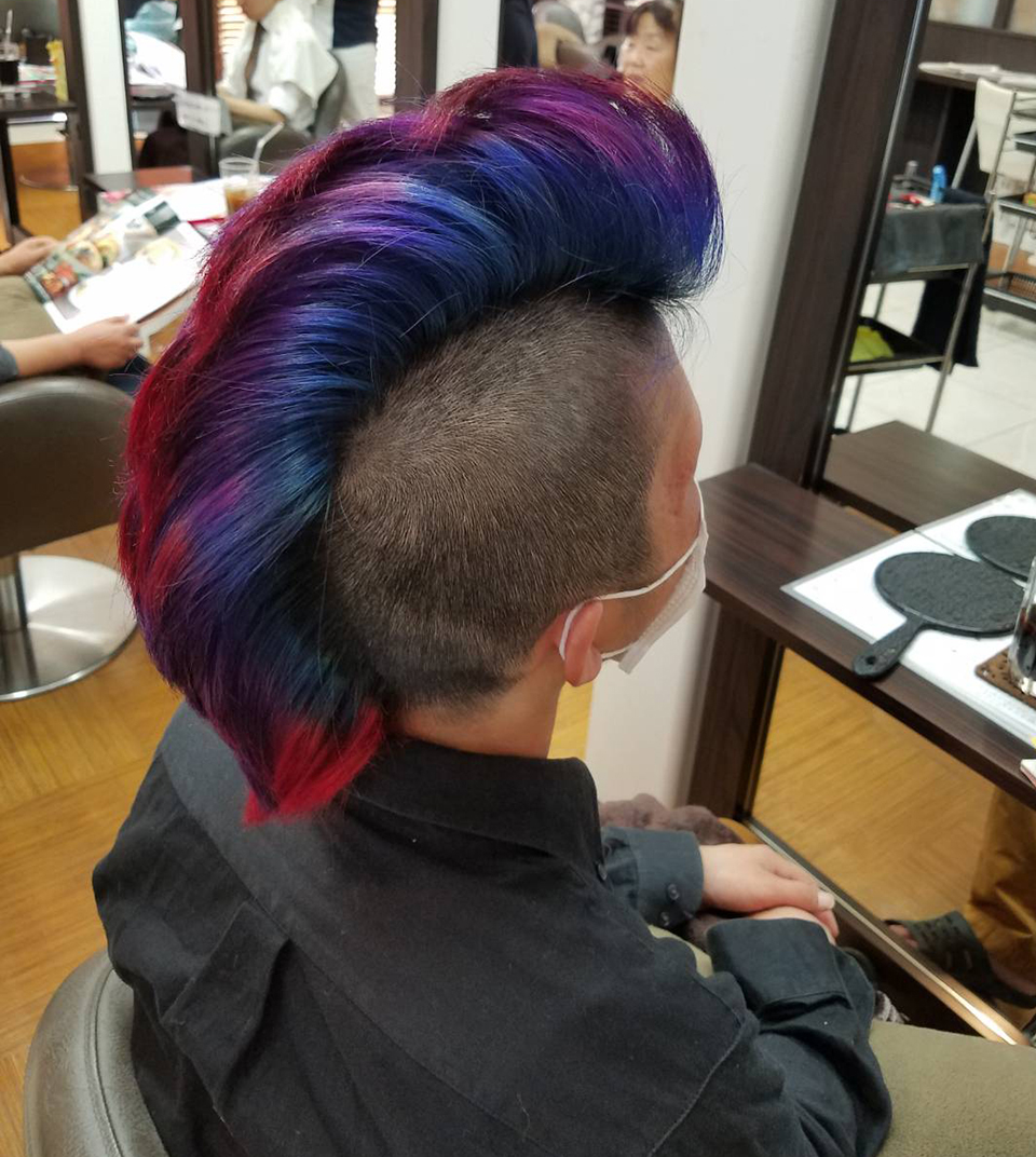 モヒカンヘアー